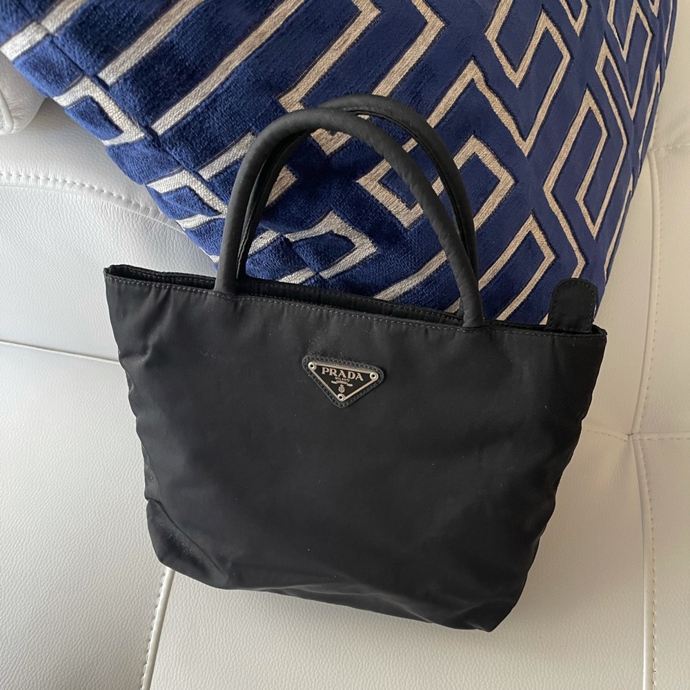 Prada Authentic Classic micro purse!